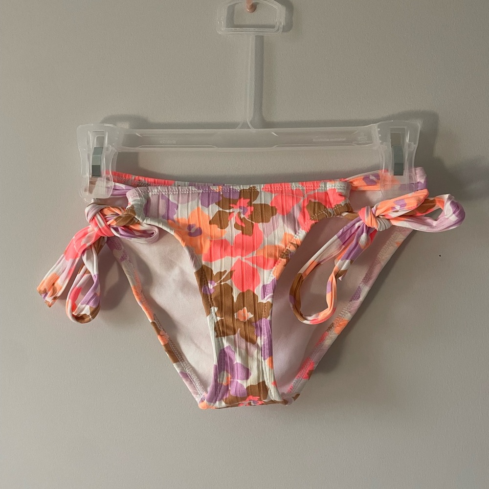 Bikini bottoms